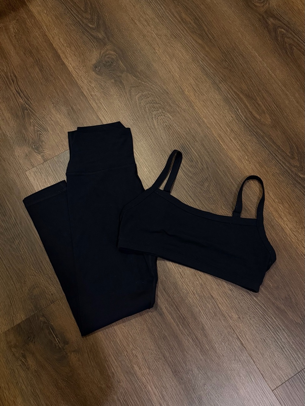 Aritzia Golden BUTTER Black Tumbler Bra + 28” Leggings Set